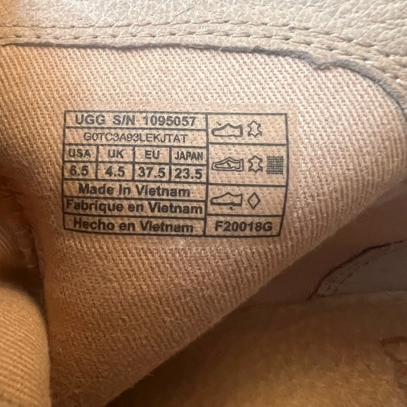 UGG booties - Picture 7 of 8